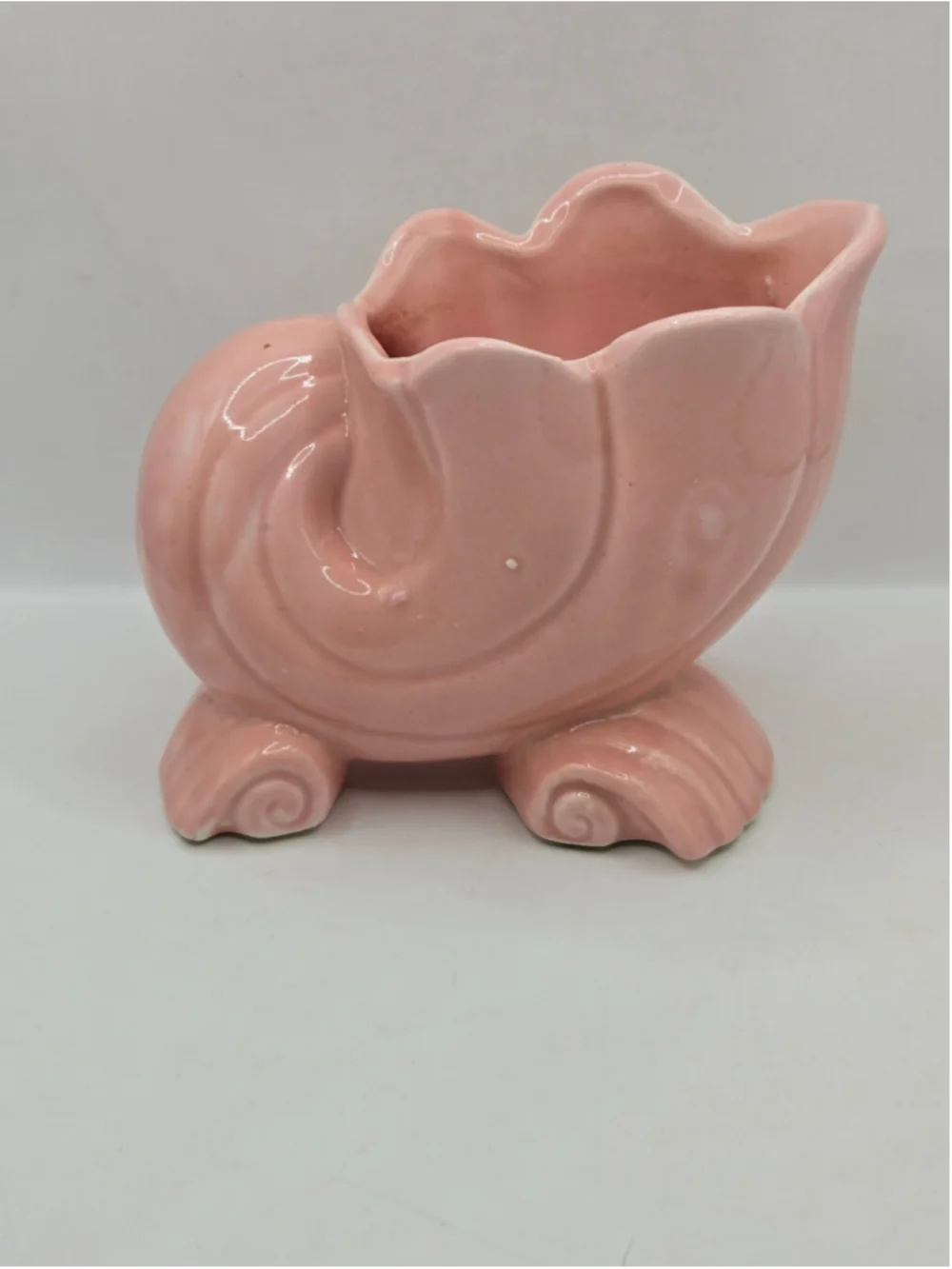 Mauve Seashell Planter, McCoy Pottery USA, MCM, Midcentury, Shell Pot Vintage